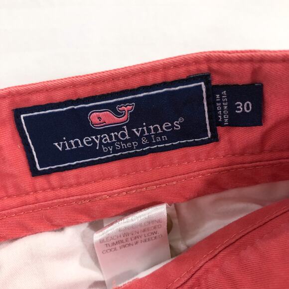 Vineyard Vines Coral Club Shorts - Picture 4 of 7